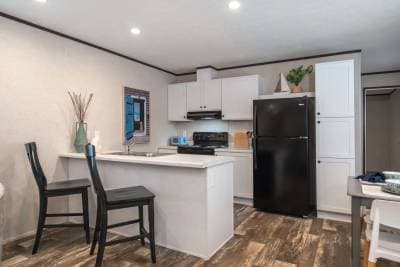 Spire community kitchen home features