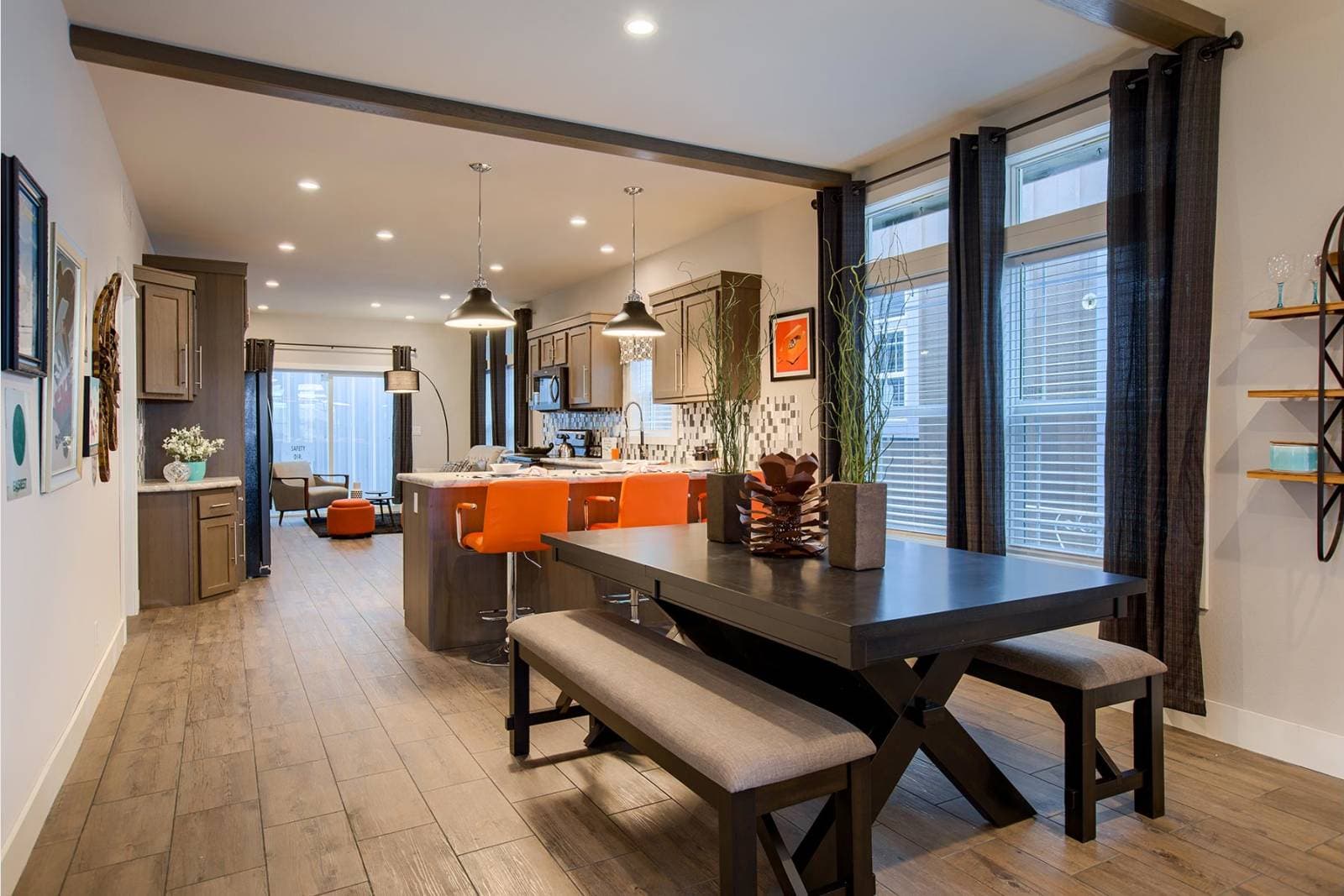 Pika scc643 interior home features