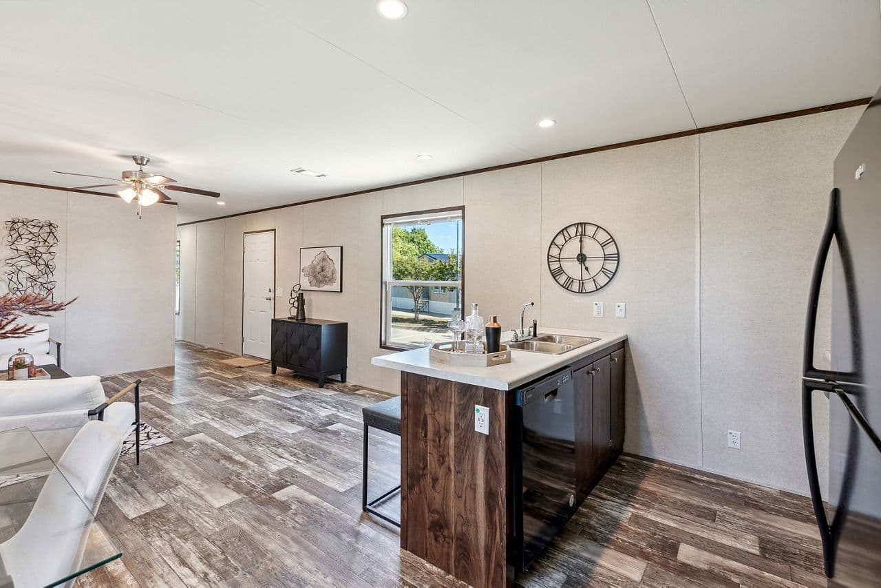 Prime ridge 135 kitchen home features