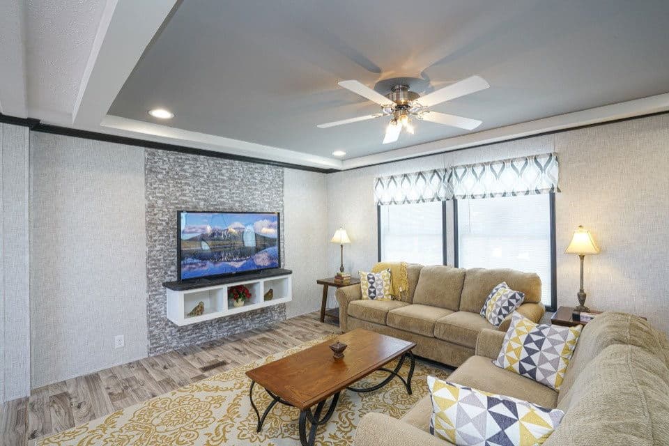 Pegasus 28483s interior home features