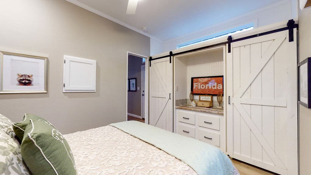 Lake charles 13371a bedroom home features