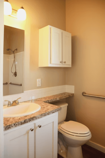 Honeysuckle bathroom home features