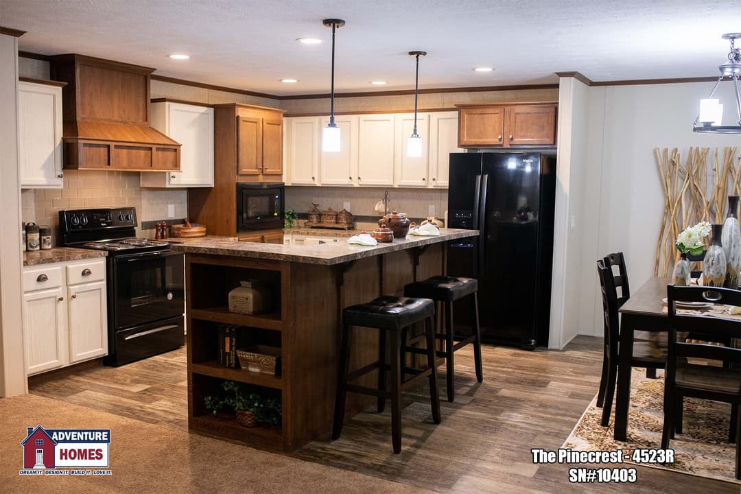 Pinecrest | 4523r kitchen home features