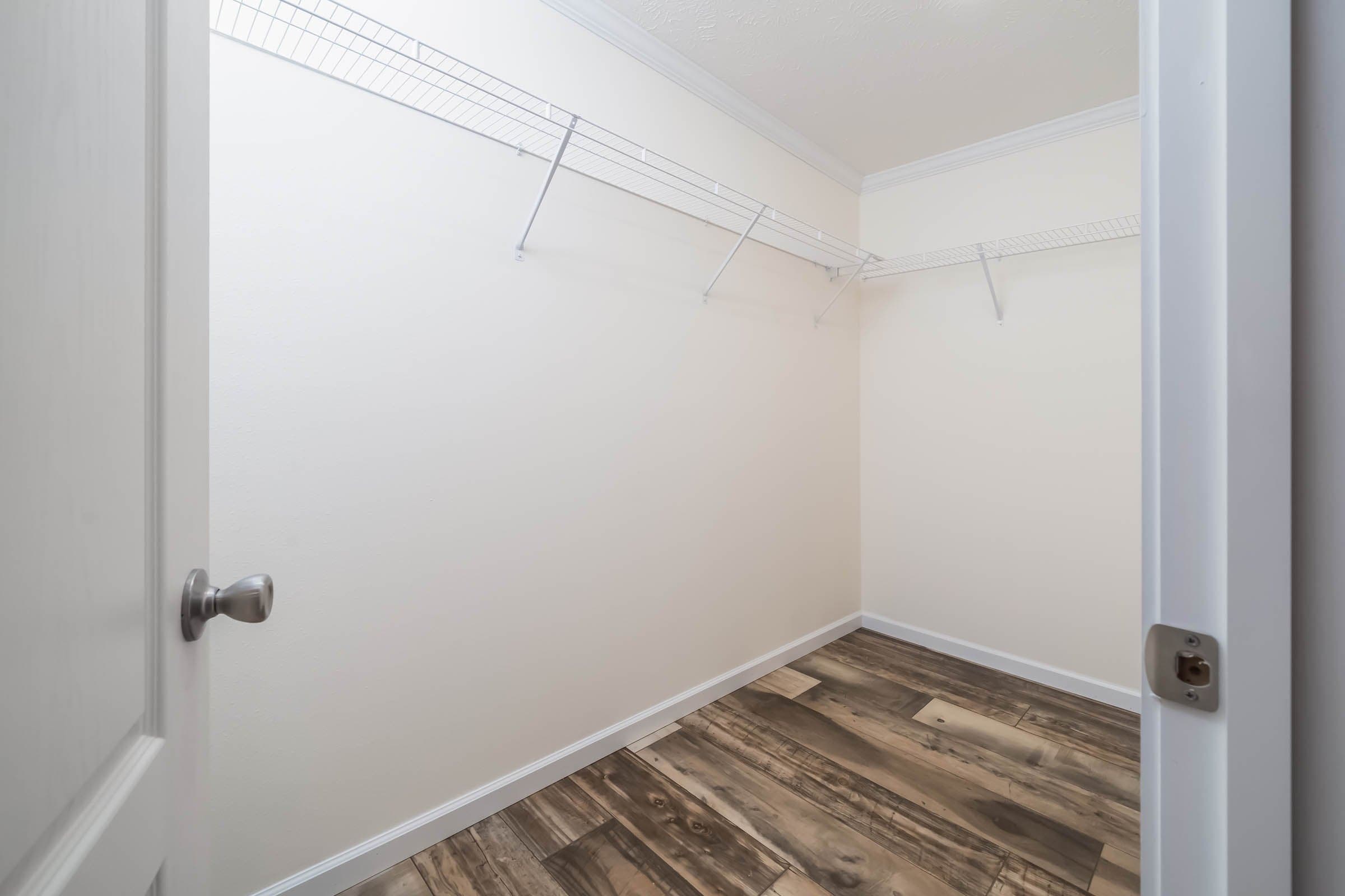 Milo interior home features