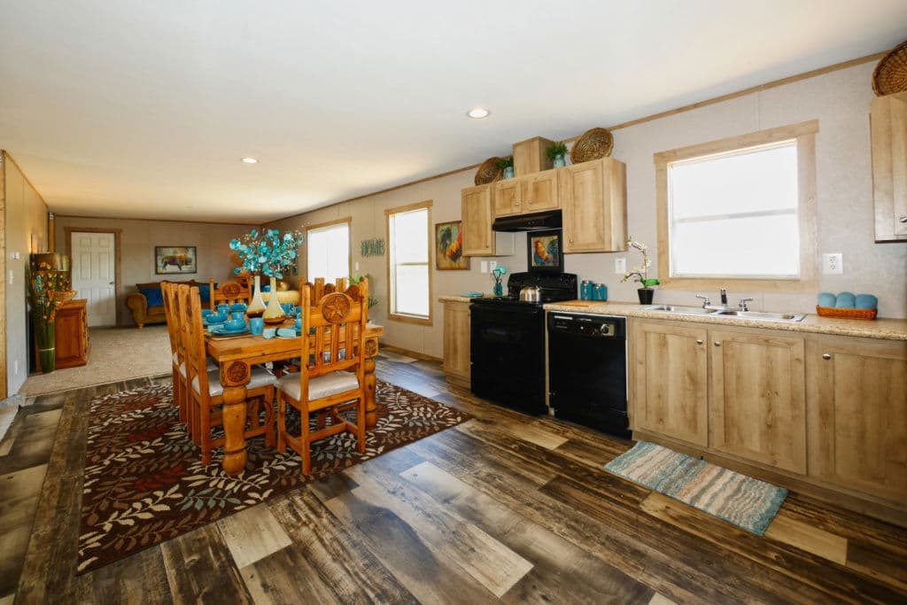 Taurus 9366 kitchen home features