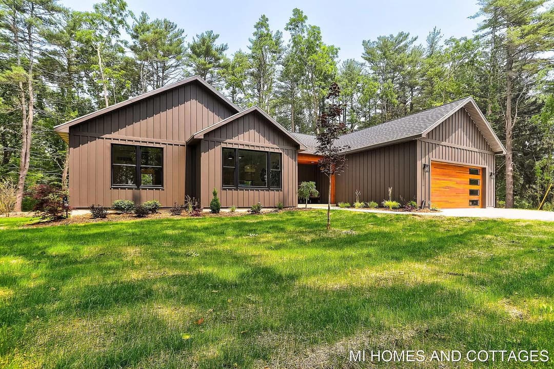 Wilkes-barre elevation and exterior home features