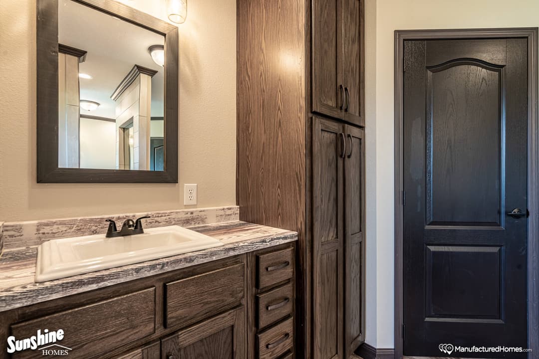 Pri3270-2050 bathroom home features