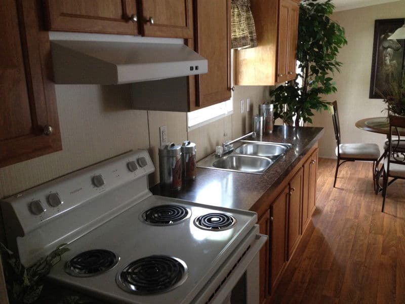 Zack 2840 kitchen home features