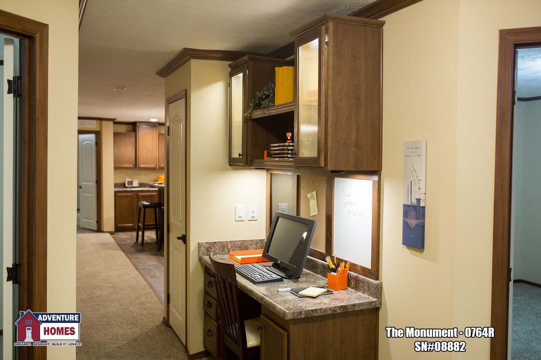 Monument | 0764r interior home features