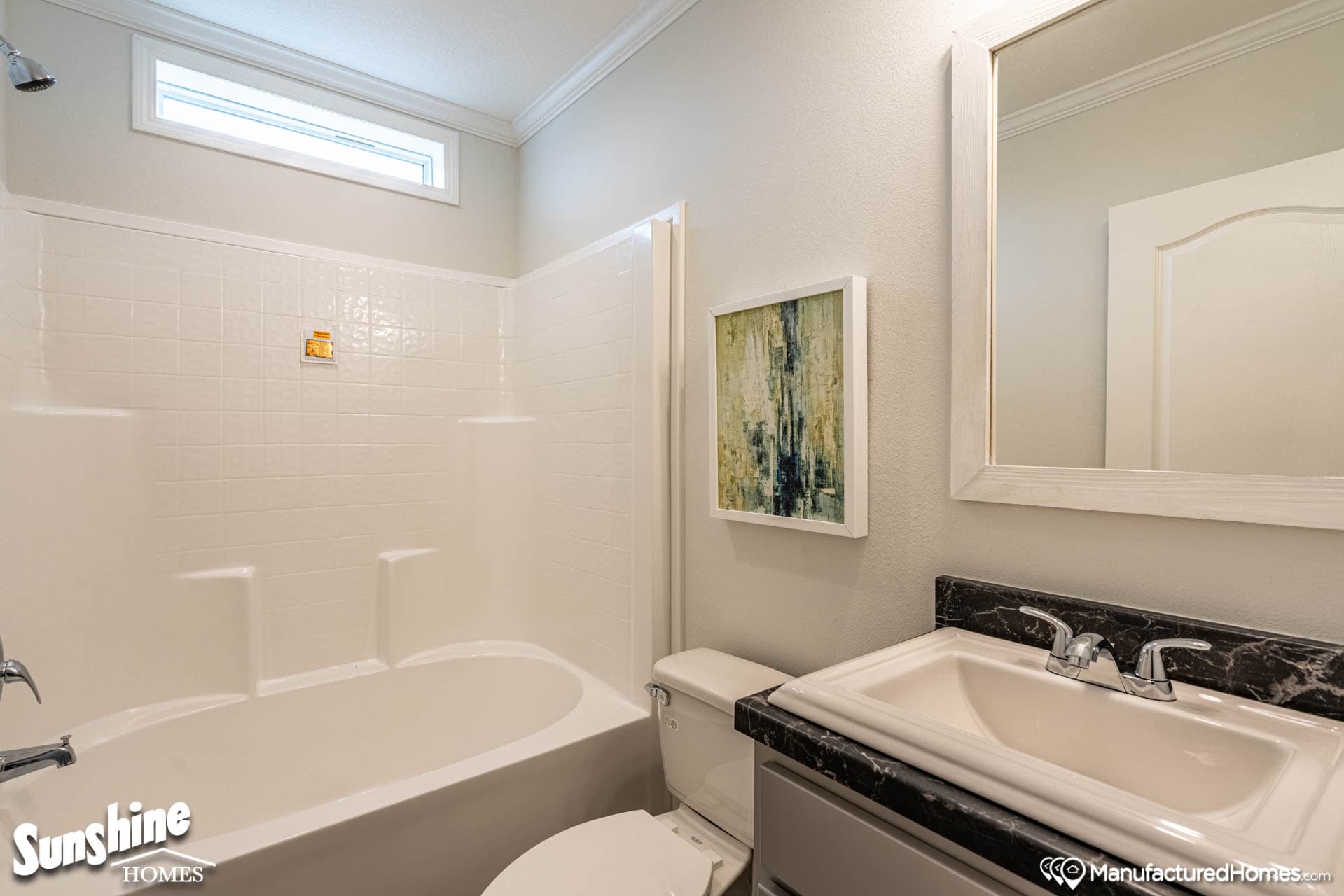 Pri1684-1021 bathroom home features