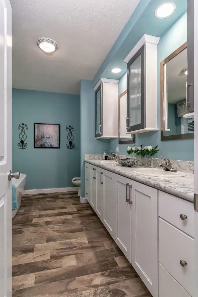 Landmark signature bathroom home features