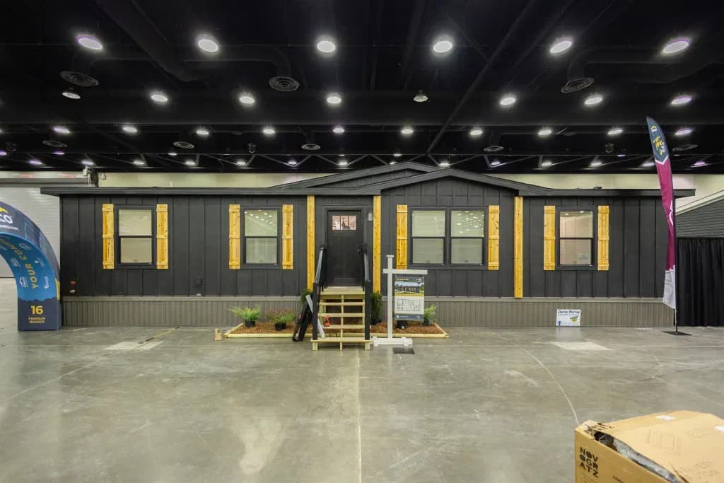 Blazer elite singlewide hero and exterior home features