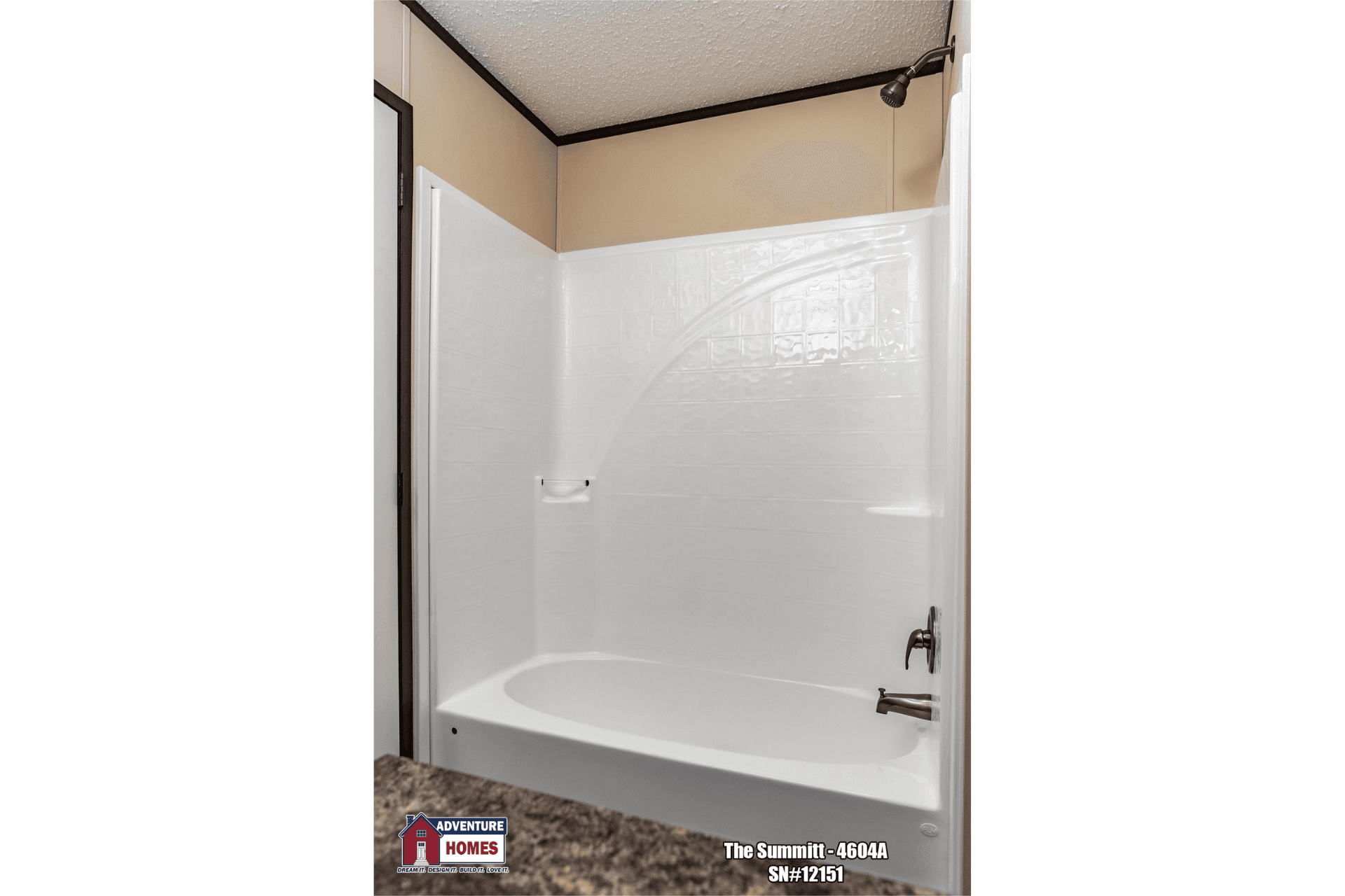 Summitt | 4604a bathroom home features