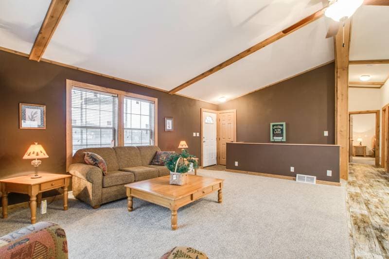 Wood manor d500 interior home features