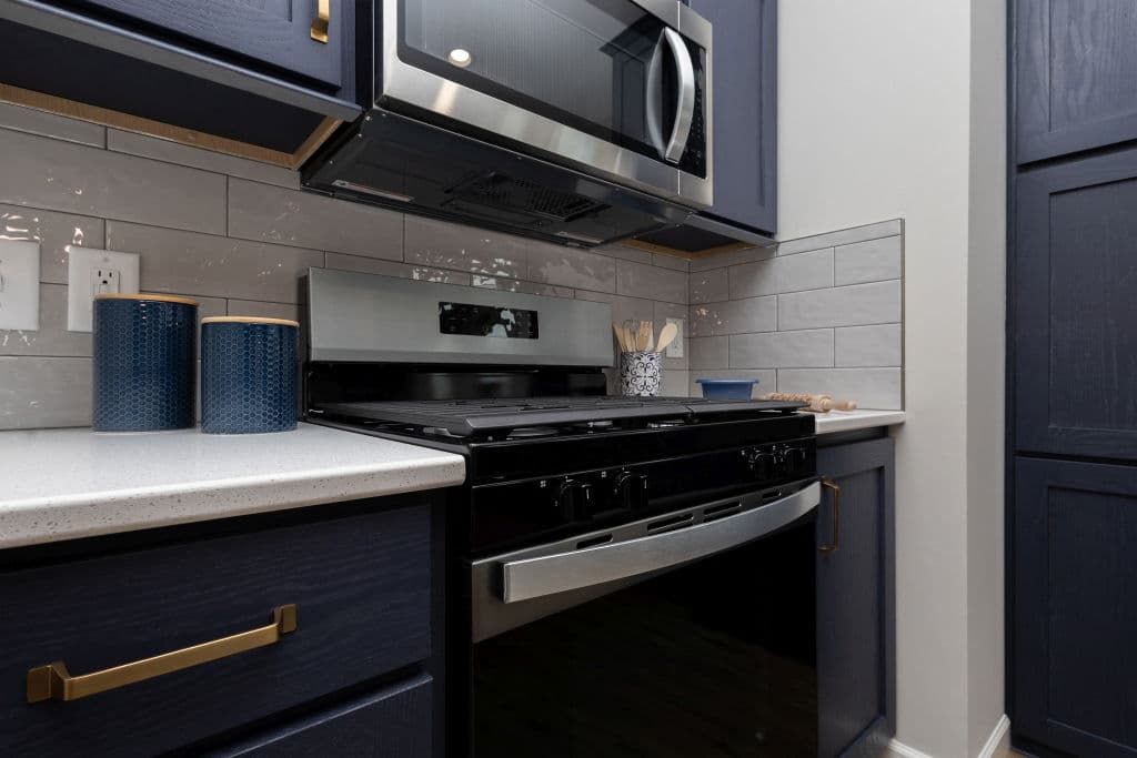 Pinecrest elite modular pgm5008-p kitchen home features