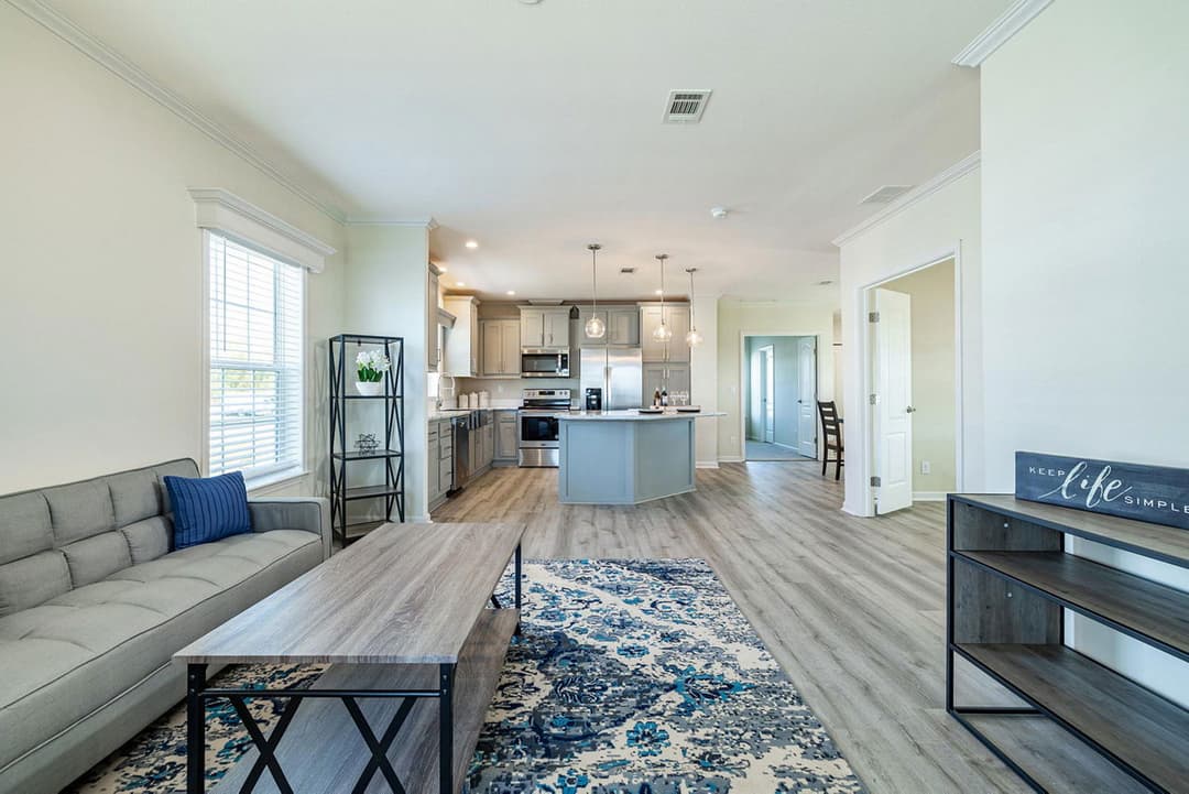 Silver springs 5006n interior home features