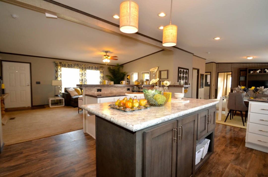 Benbrook 30644b kitchen home features