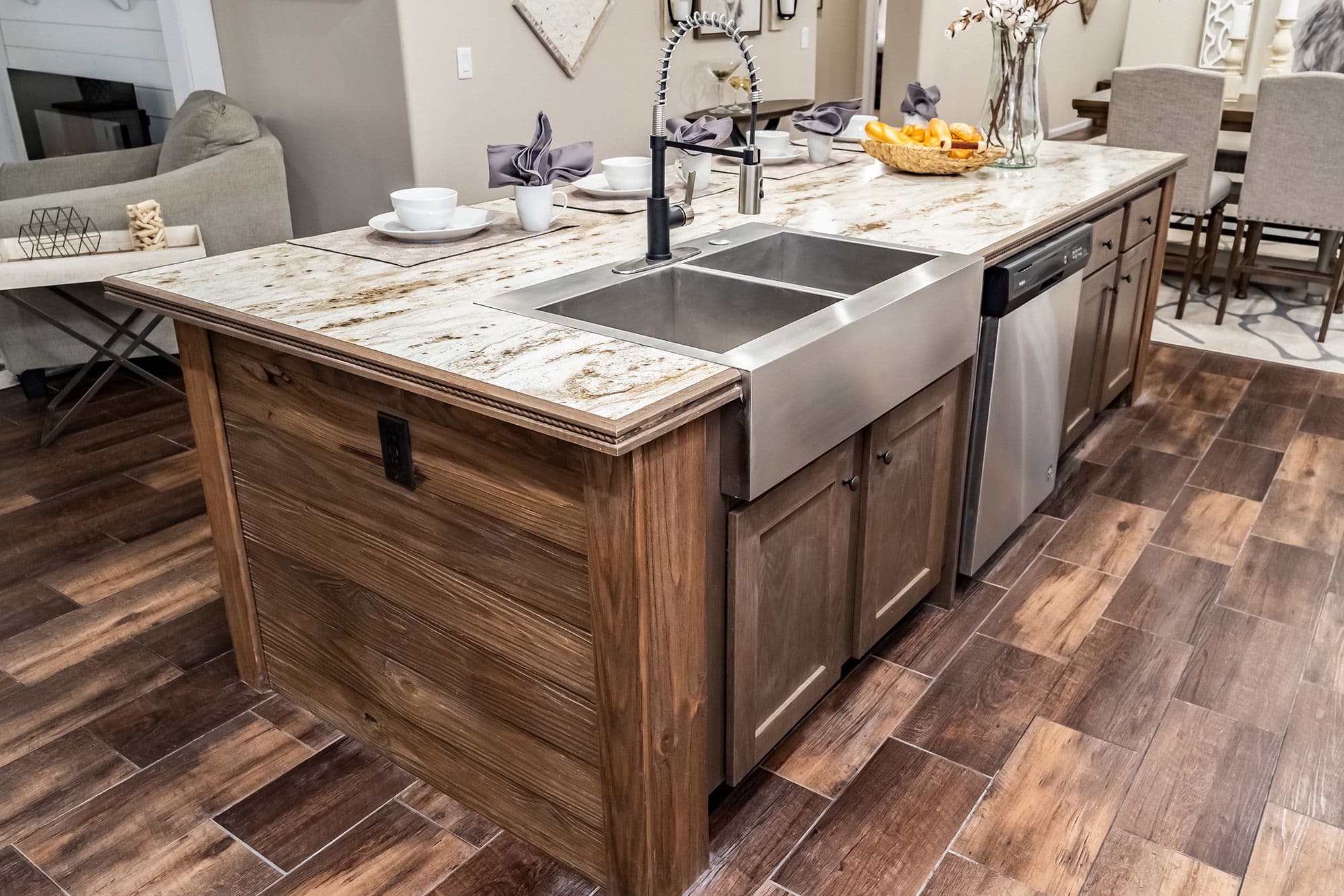 Kb-3245 tiger kat kitchen home features