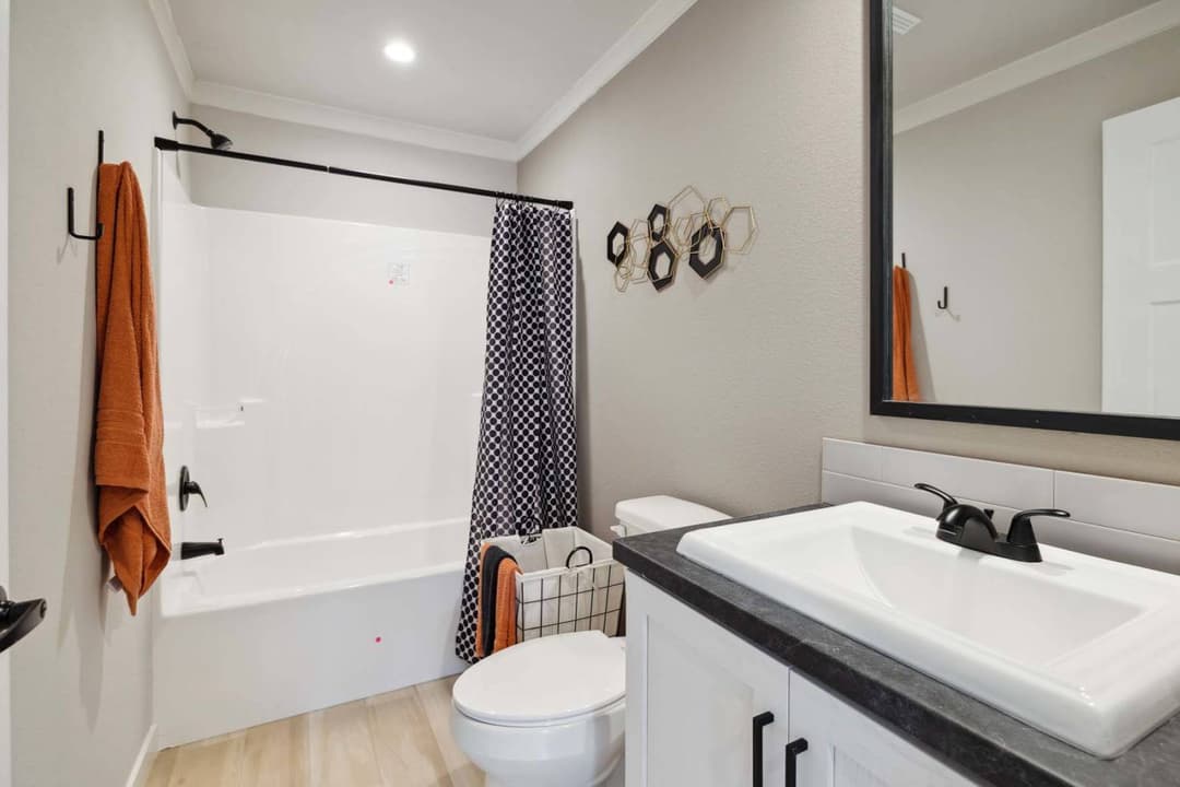 Kritzer mod bathroom home features