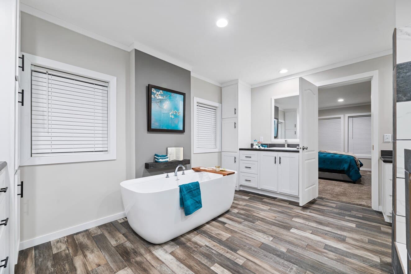 K2 bathroom home features