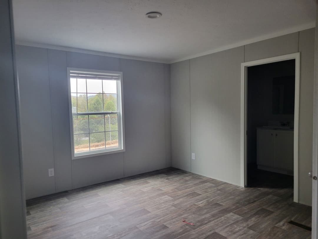  berkshire 16763p bedroom home features