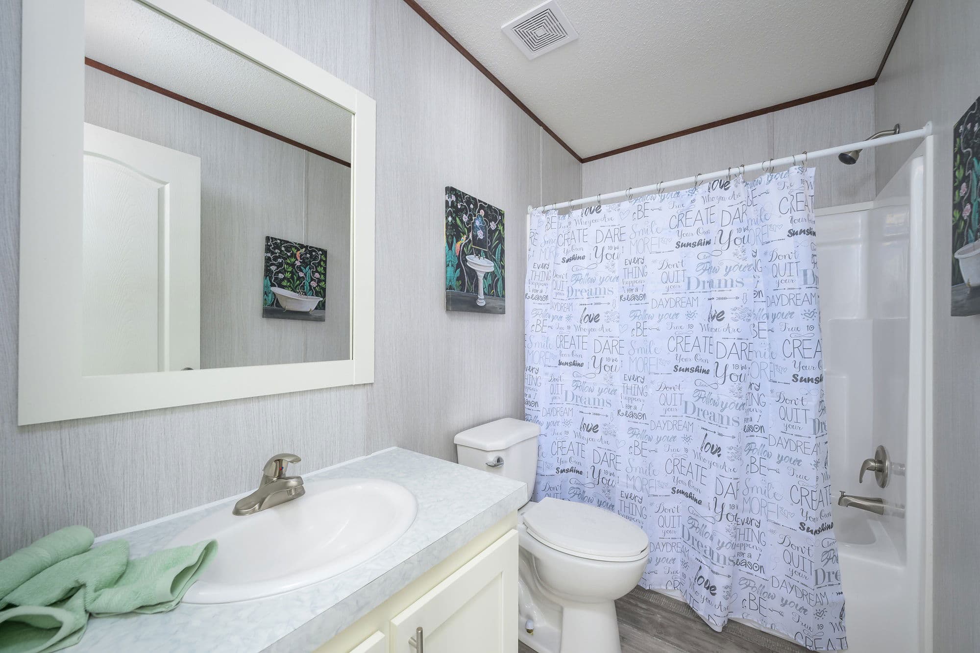Blitz bathroom home features