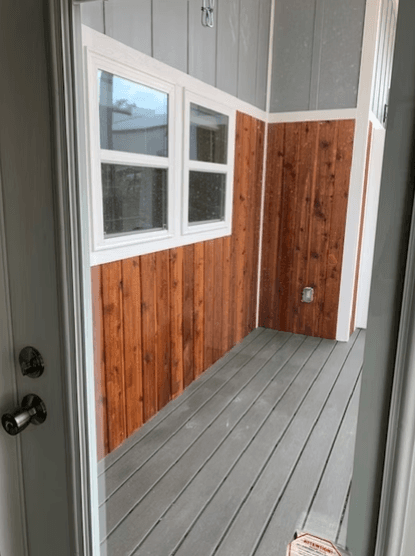 Hummingbird exterior home features