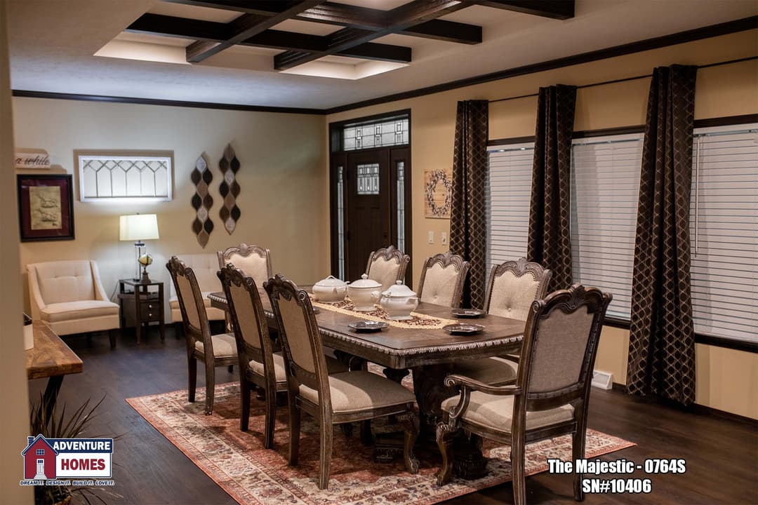Majestic | 0764s interior home features