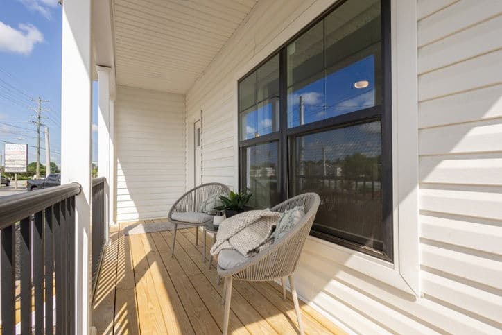 Meadowbrook 32361a exterior home features