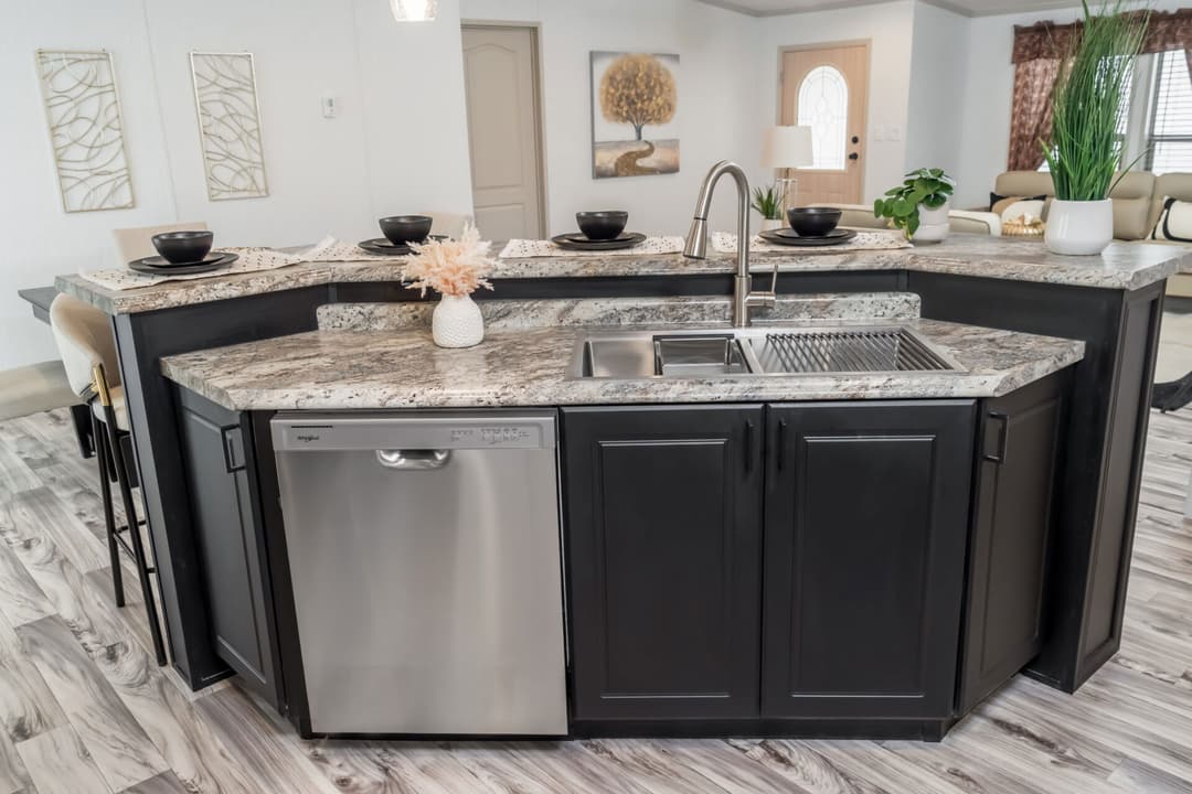 Doublewide h-32×56-42a kitchen home features