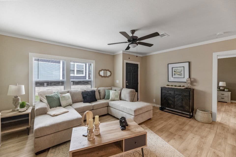 Heartland 30604h interior home features