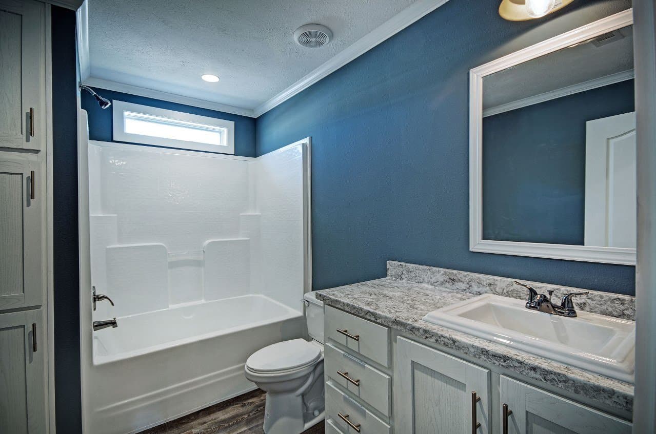 Sardis bathroom home features