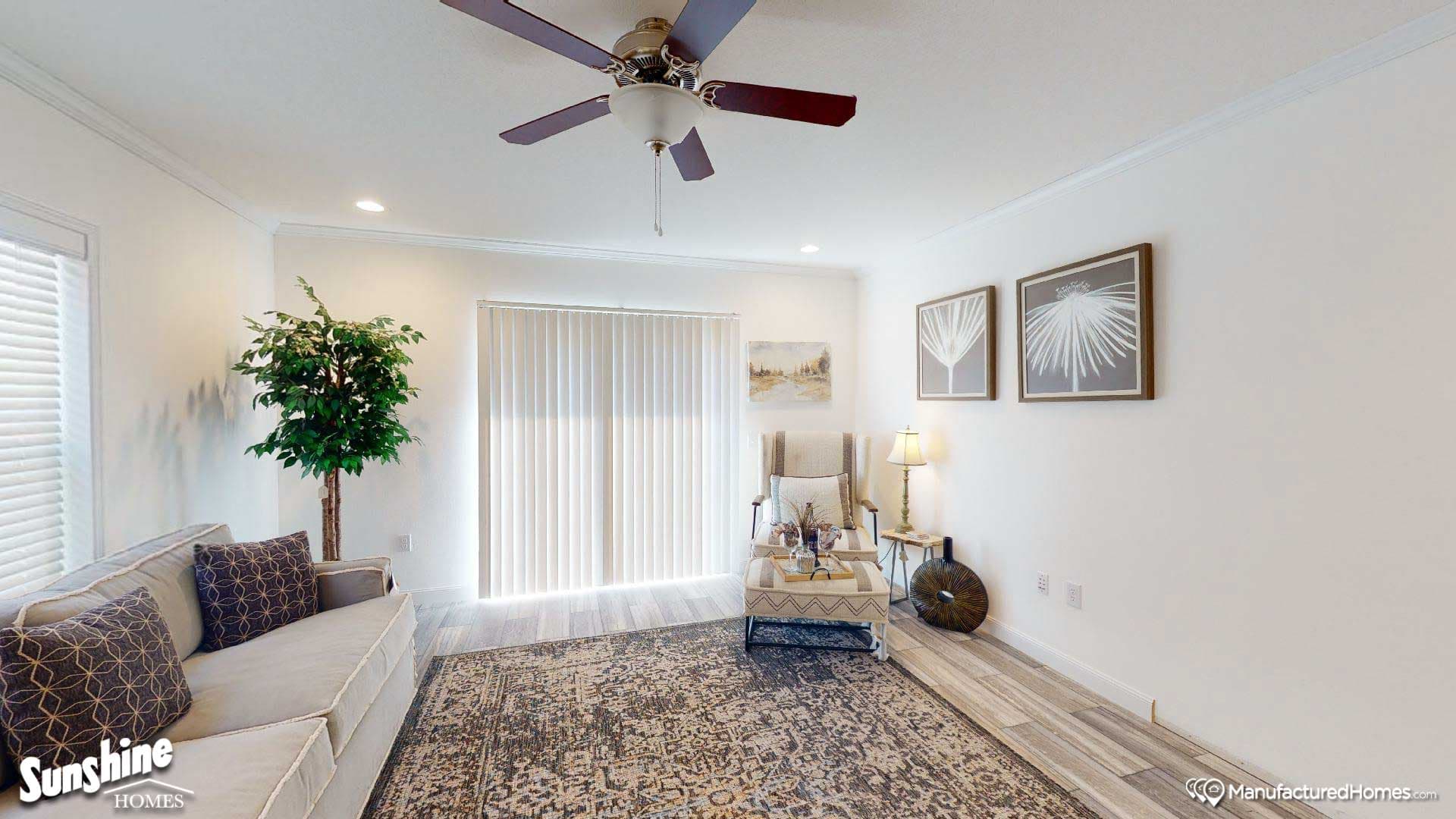 Pri3284-2012 interior home features