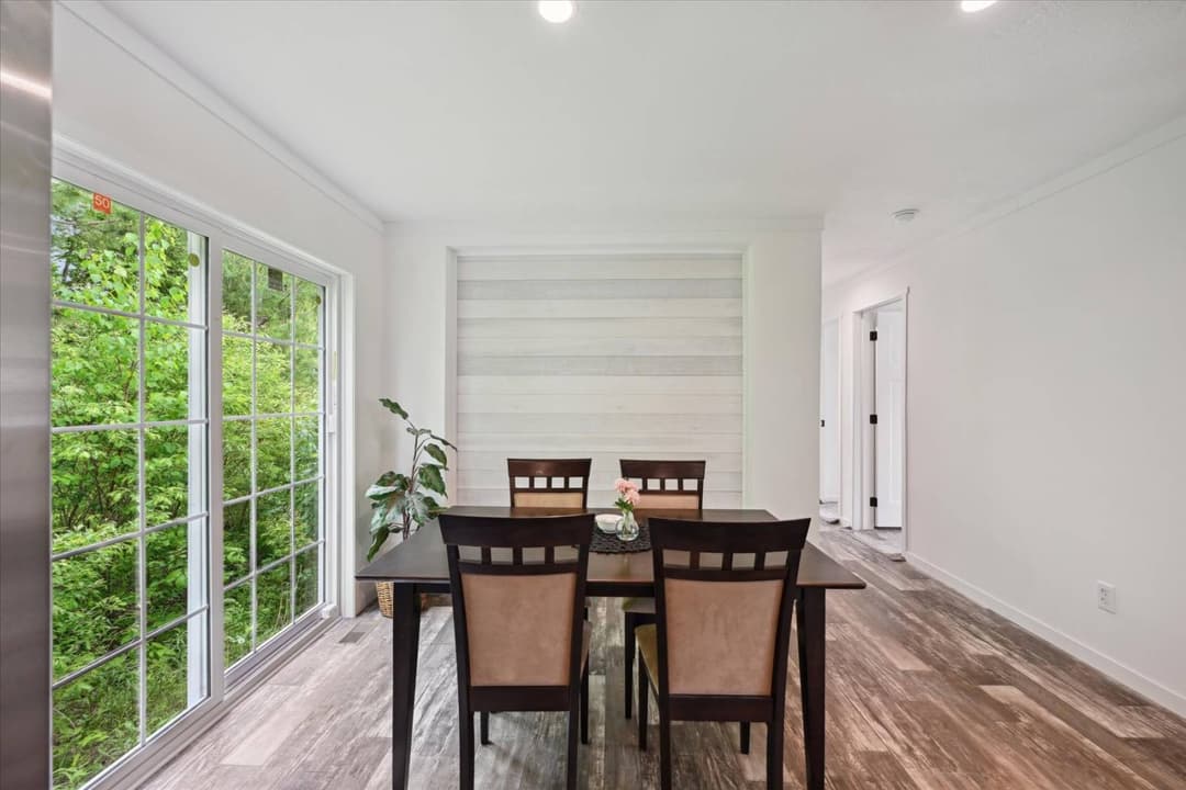 Elevate 56 interior home features