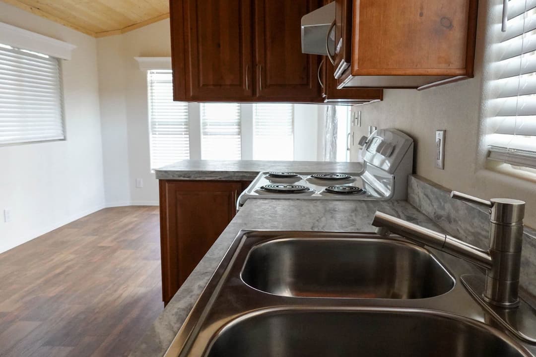 Sedona sn11351d kitchen and interior home features