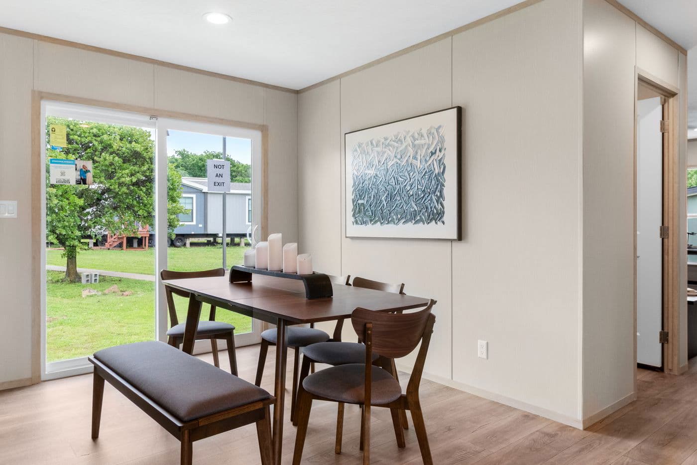 Fiji interior home features