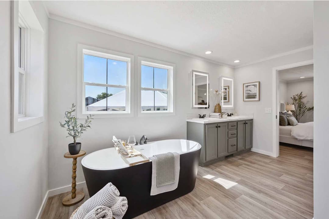 Axis 32563n bathroom home features