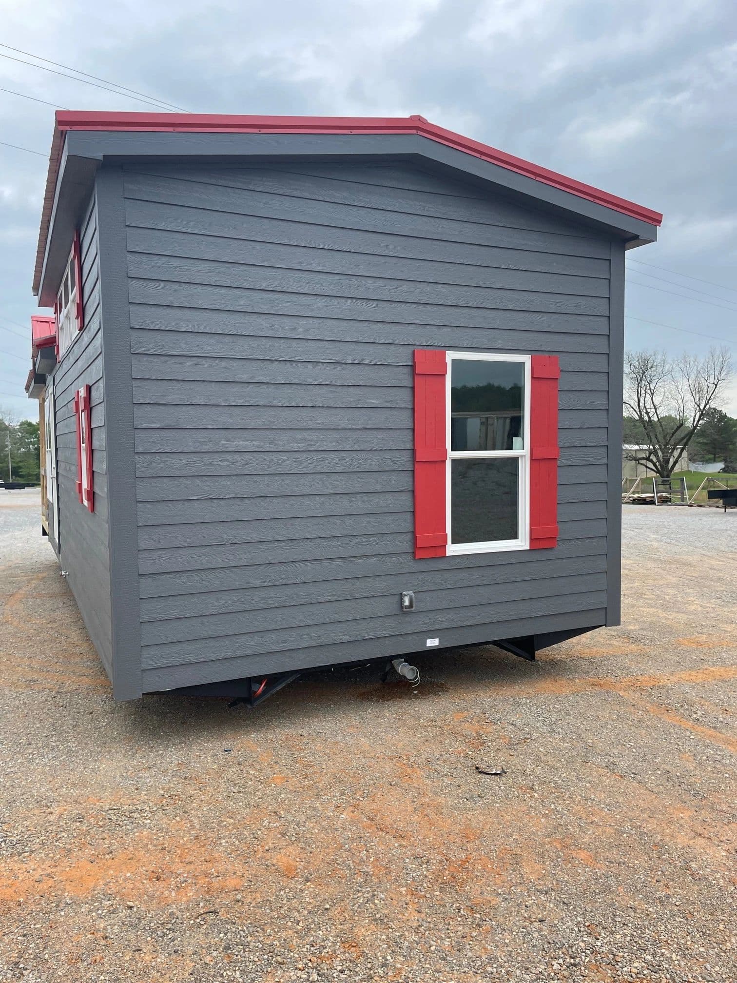 Evergreen cottage | 4b 105 exterior home features