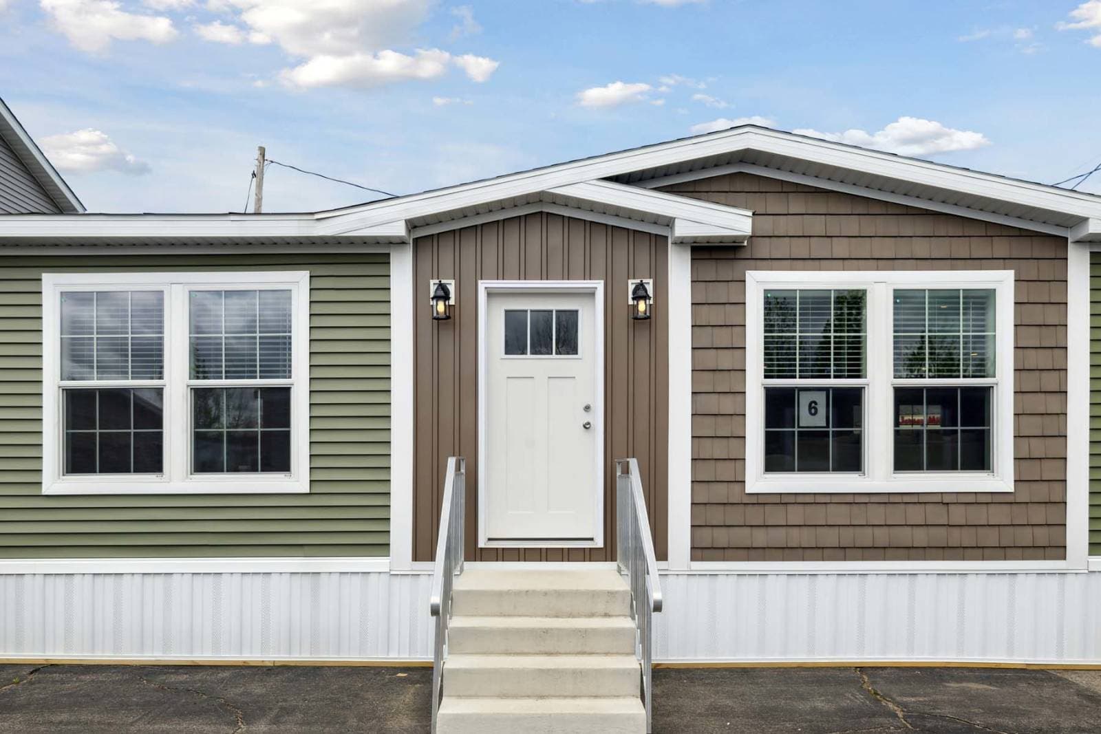 Elevate 60 elevation and exterior home features