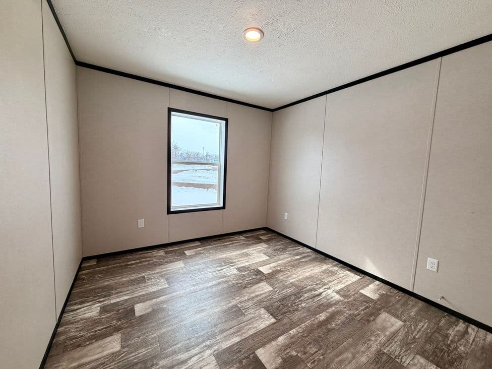 Diamond bedroom home features