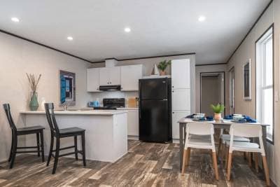 Summit community kitchen home features