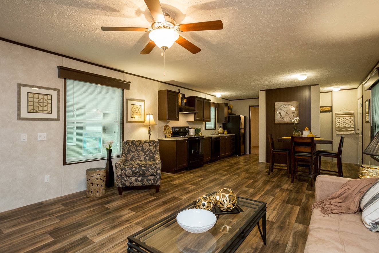 Eldora 188500 interior home features