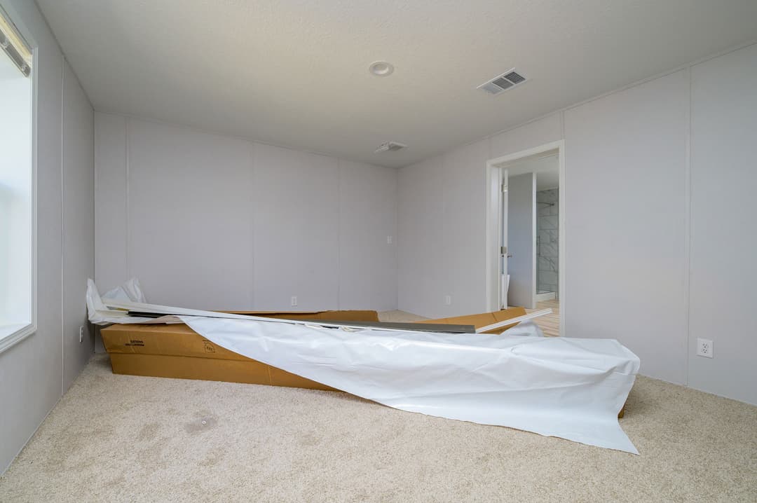 Palmetto bedroom home features