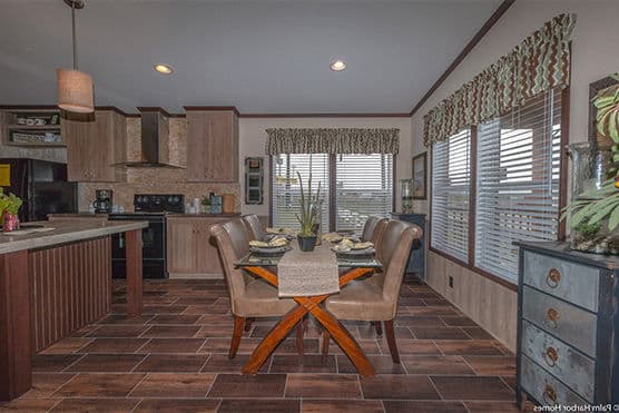 Retreat 30643r interior home features