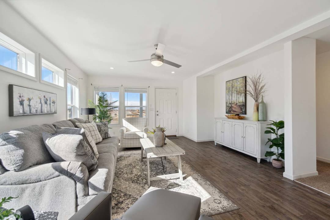 Pika-e interior home features