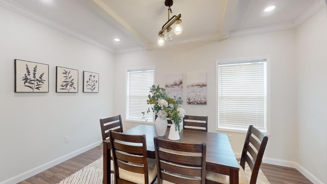 Pri4784-3503 interior home features