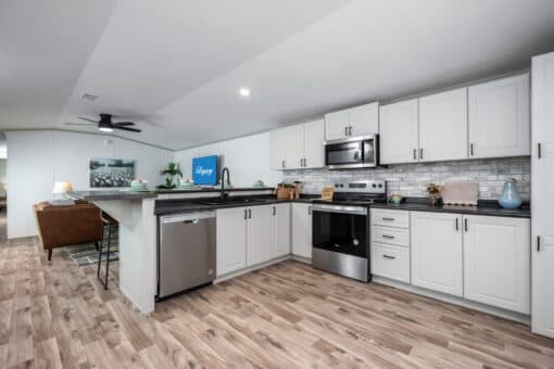 Heritage h-1660-21fka kitchen home features