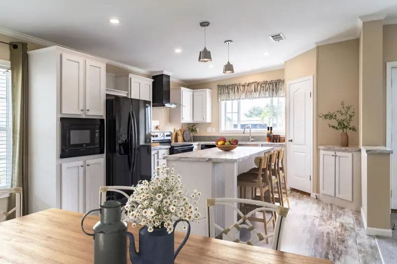 Ronton kitchen home features