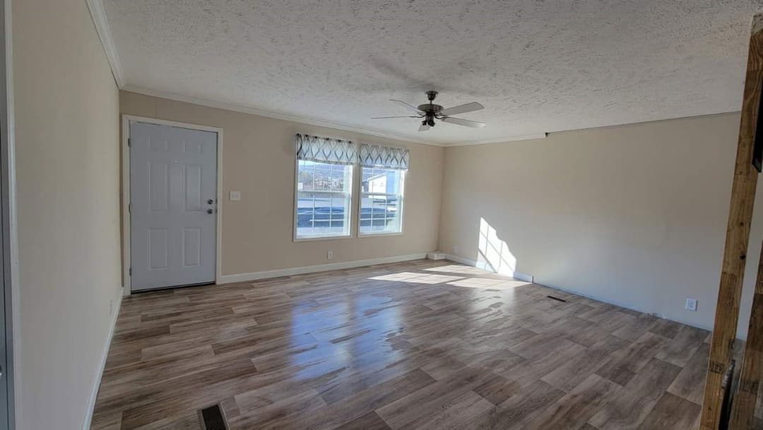 Cavco 32684c interior home features