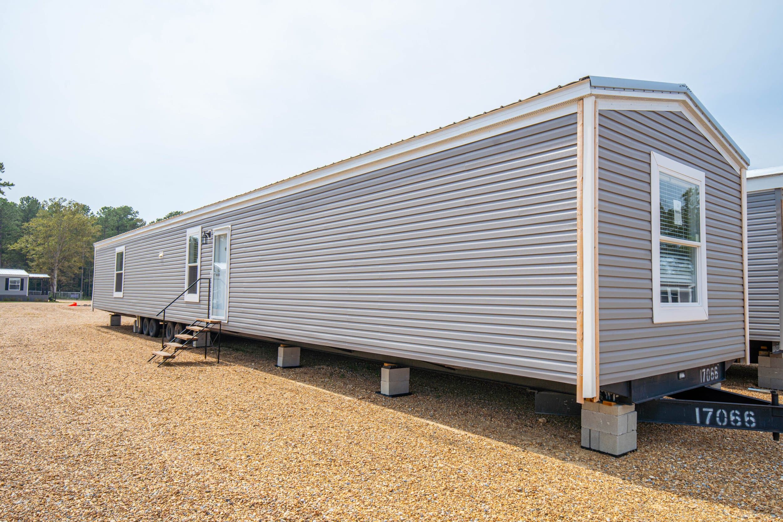 Henson exterior home features